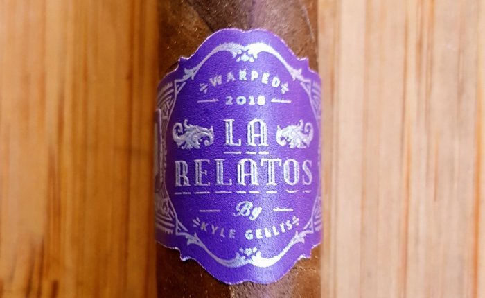 Cigar Review: Warped La Relatos